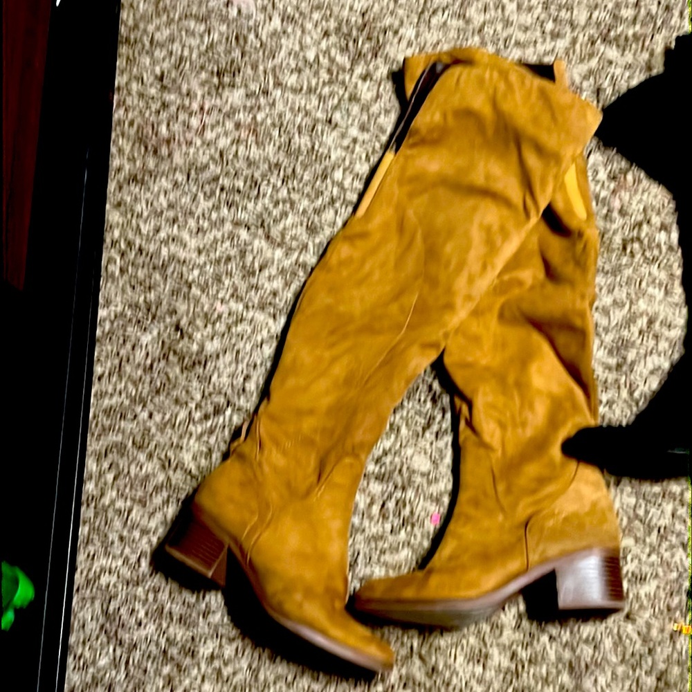 Suede knee high boots tan